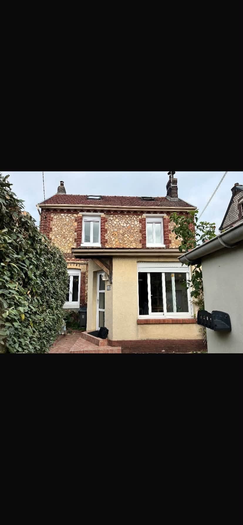 SOTTEVILLE-LÈS-ROUEN – MAISON DE VILLE